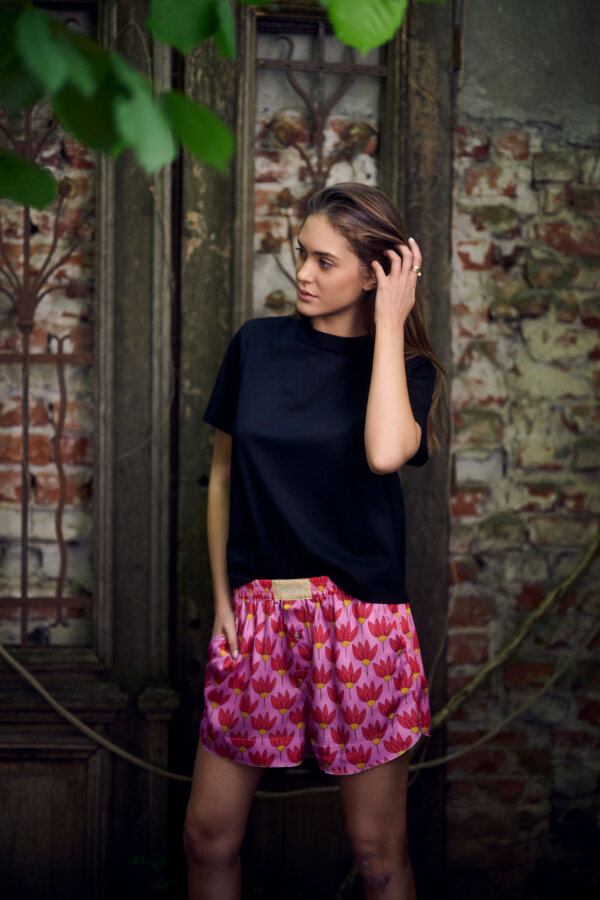 BLUSHING SHORTS - imagine 2