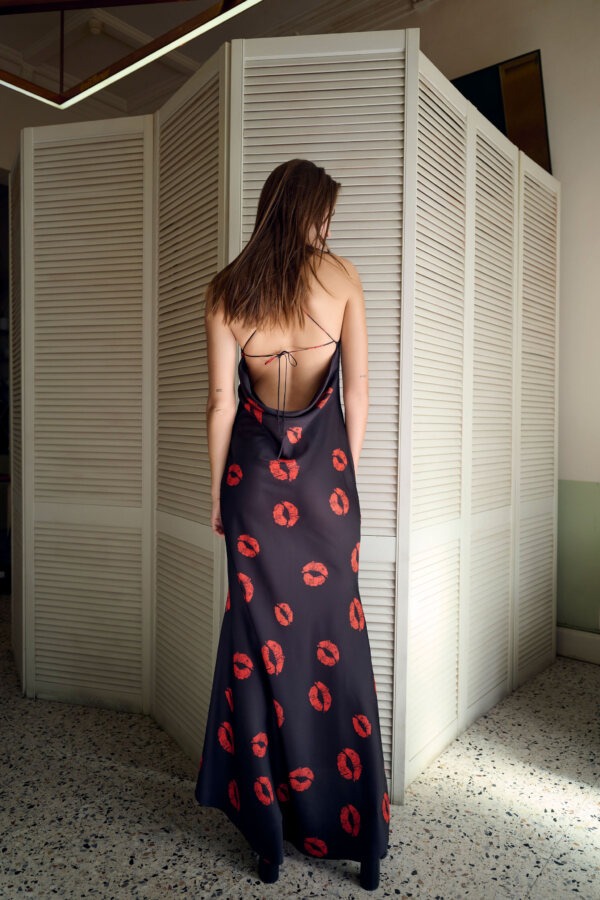 KISS DRESS - imagine 3