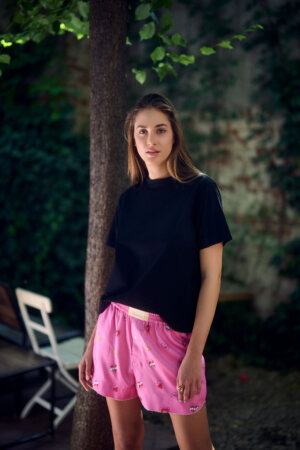 PANTALONI SCURTI PINK LOVE - Pantaloni scurți romantici pentru femei