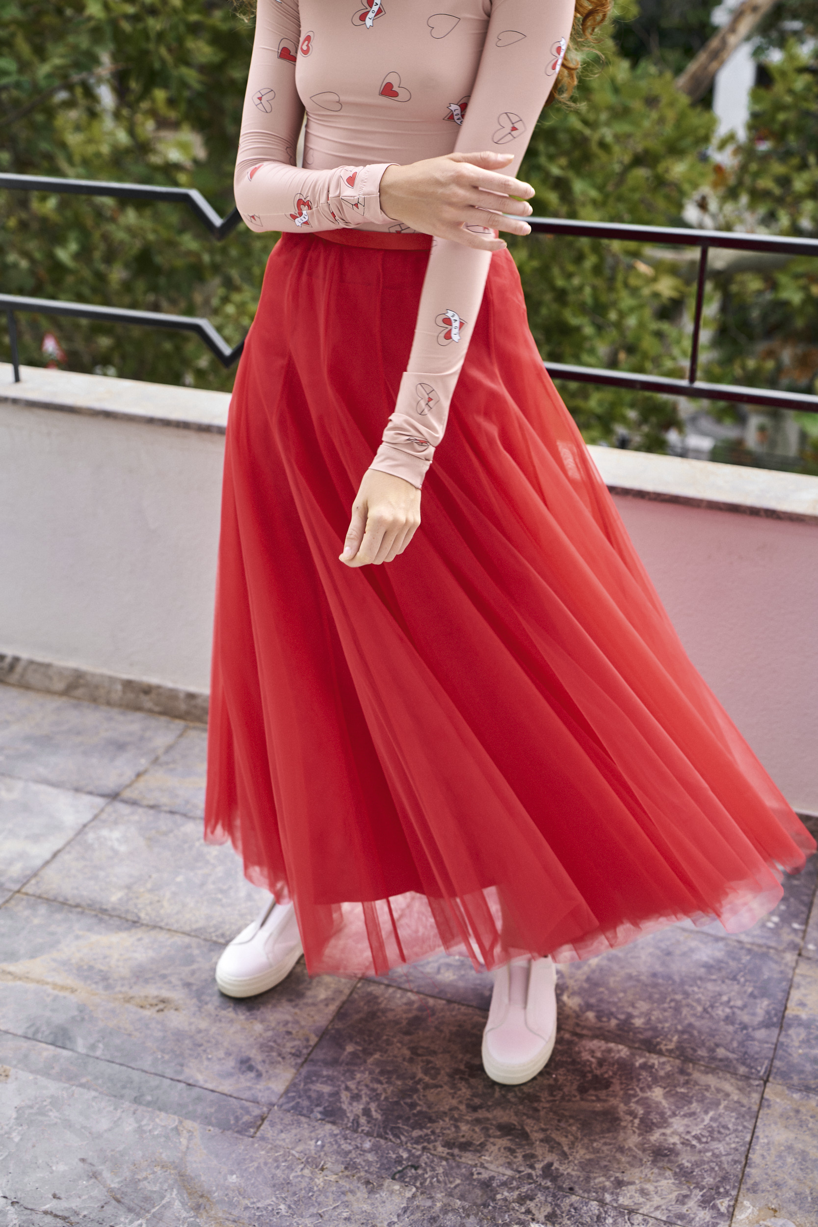 GLOW SKIRT RED - imagine 3