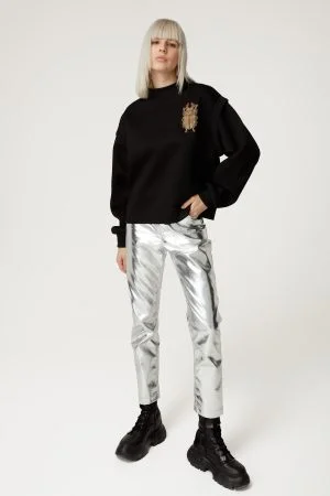 BEETLE SWEATSHIRT - Beautifully Women's Top